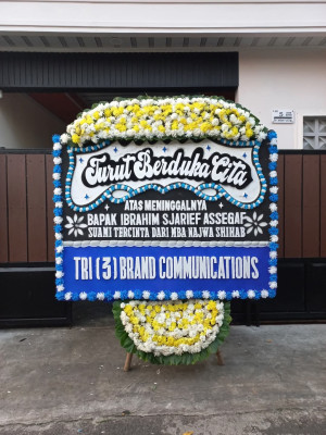 Papan Bunga Duka di Buaran Jati